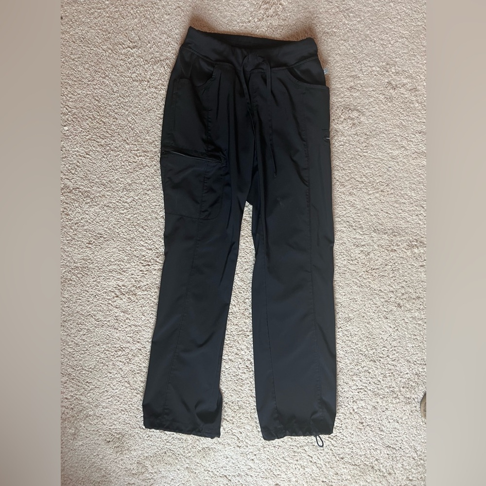 Black Cherokee Infinity Scrub Pants, size small